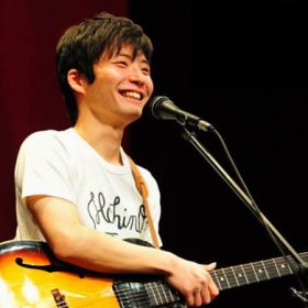 星野源 くだらないの中に 歌が苦手な人でも歌いやすい曲。