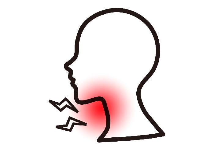 タバコが原因で呼吸器に慢性の炎症反応が喉を傷める。