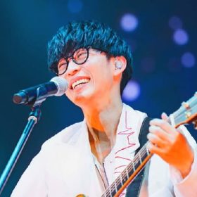 大石昌良 君じゃなきゃダメみたい ウラ声もシャウトも地声のハイトーンも出てくる曲。