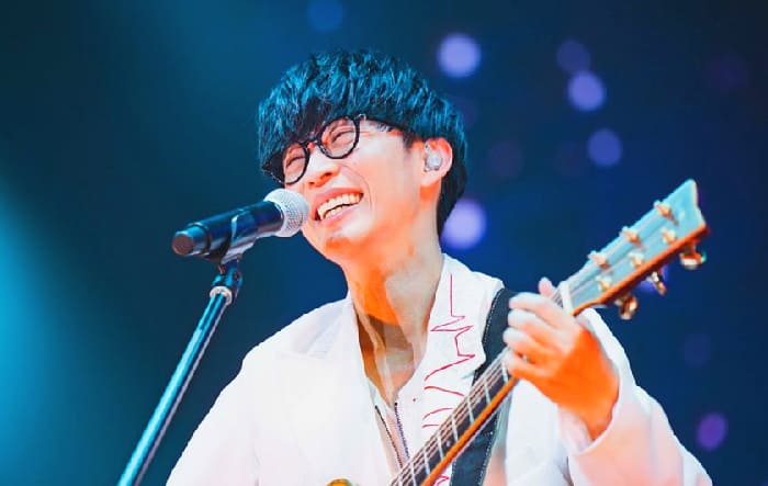 大石昌良 君じゃなきゃダメみたい ウラ声もシャウトも地声のハイトーンも出てくる曲。