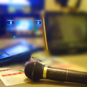 今どきの高校生カラオケ事情。 SNSに勝手に動画上げられるのが嫌。