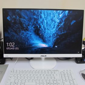 レッスンで使うPCが直った。 PCはカラオケレッスンのマイク繋いで使います。