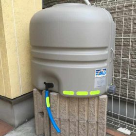 南海トラフ地震用に雨水タンク設置しました。