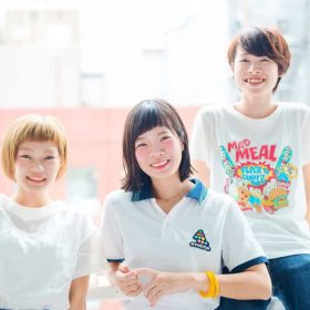SHISHAMO「ねぇ、」 可愛い女子ロックバンド曲。高い声の練習になる。