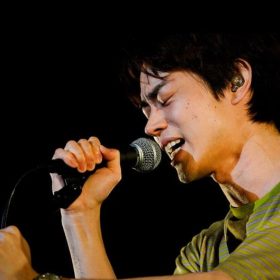菅田将暉さんの「まちがいさがし」 男らしく歌いやすい良い曲。