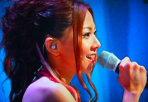 倉木麻衣 stand up 英語が多く裏声地声の使い分けの難しい曲。